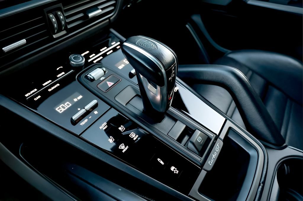 Used 2023 Porsche Cayenne Turbo GT AWD/4WD image 55