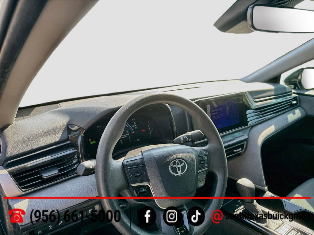 Used 2025 Toyota Camry LE w/ Convenience Package FWD image 12