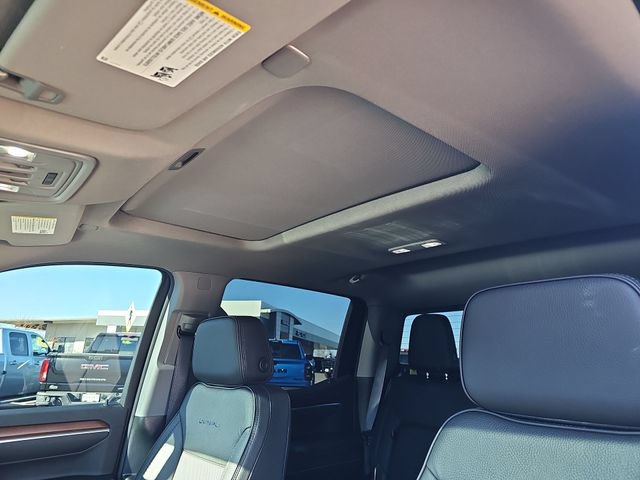 Used 2026 GMC Sierra 1500 Denali w/ Denali Reserve Package AWD/4WD image 17