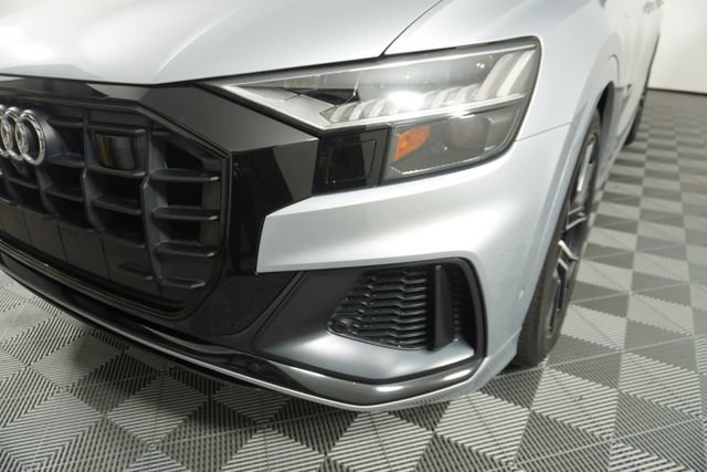 Used 2021 Audi Q8 Prestige w/ Prestige Package image 11
