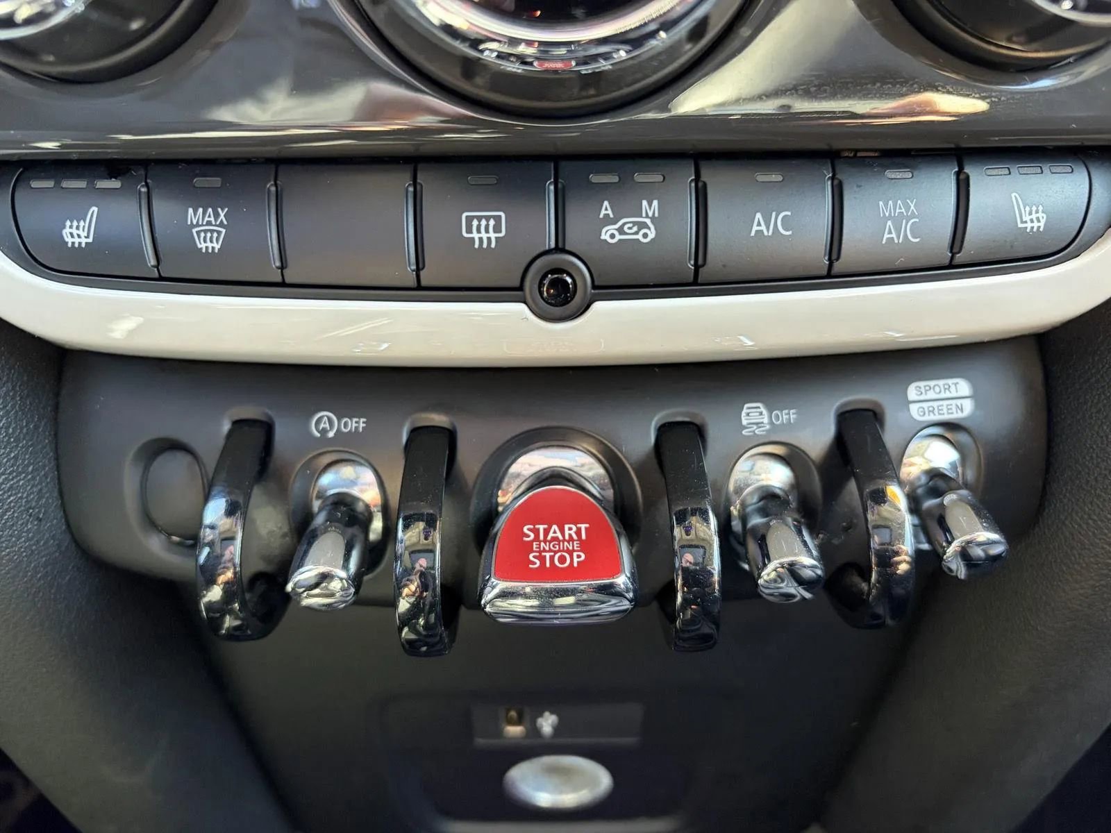 Used 2020 MINI Cooper Countryman S w/ Premium Package image 20