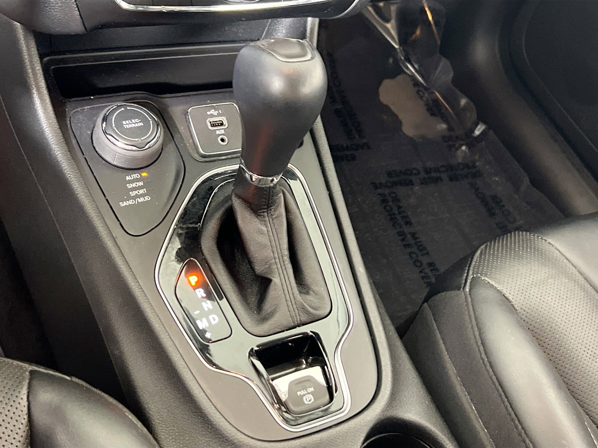 Used 2022 Jeep Cherokee Limited image 16