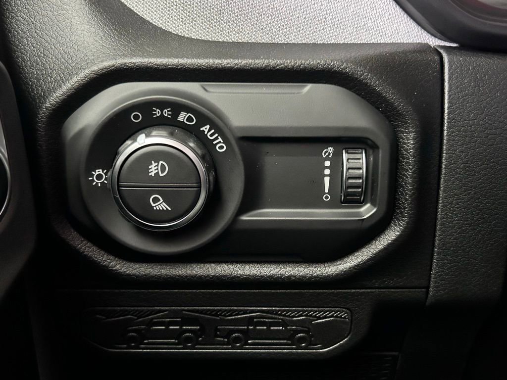 New 2025 Jeep Gladiator Sport image 23