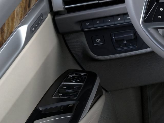 New 2026 Cadillac Escalade ESV Platinum Luxury AWD/4WD image 22