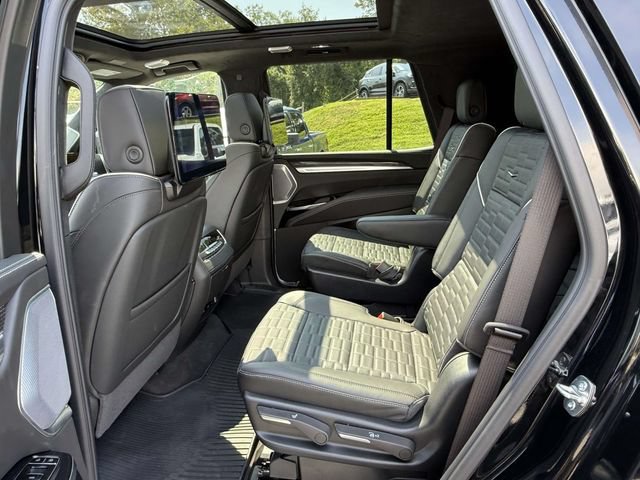 Used 2026 Cadillac Escalade V w/ LPO, ONYX Package AWD/4WD image 14