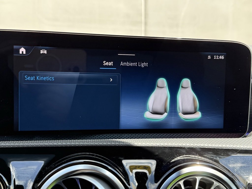 Used 2025 Mercedes-Benz CLA 250 image 12