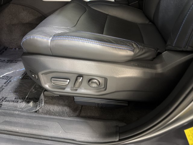 Used 2024 Toyota Tundra Platinum AWD/4WD image 16