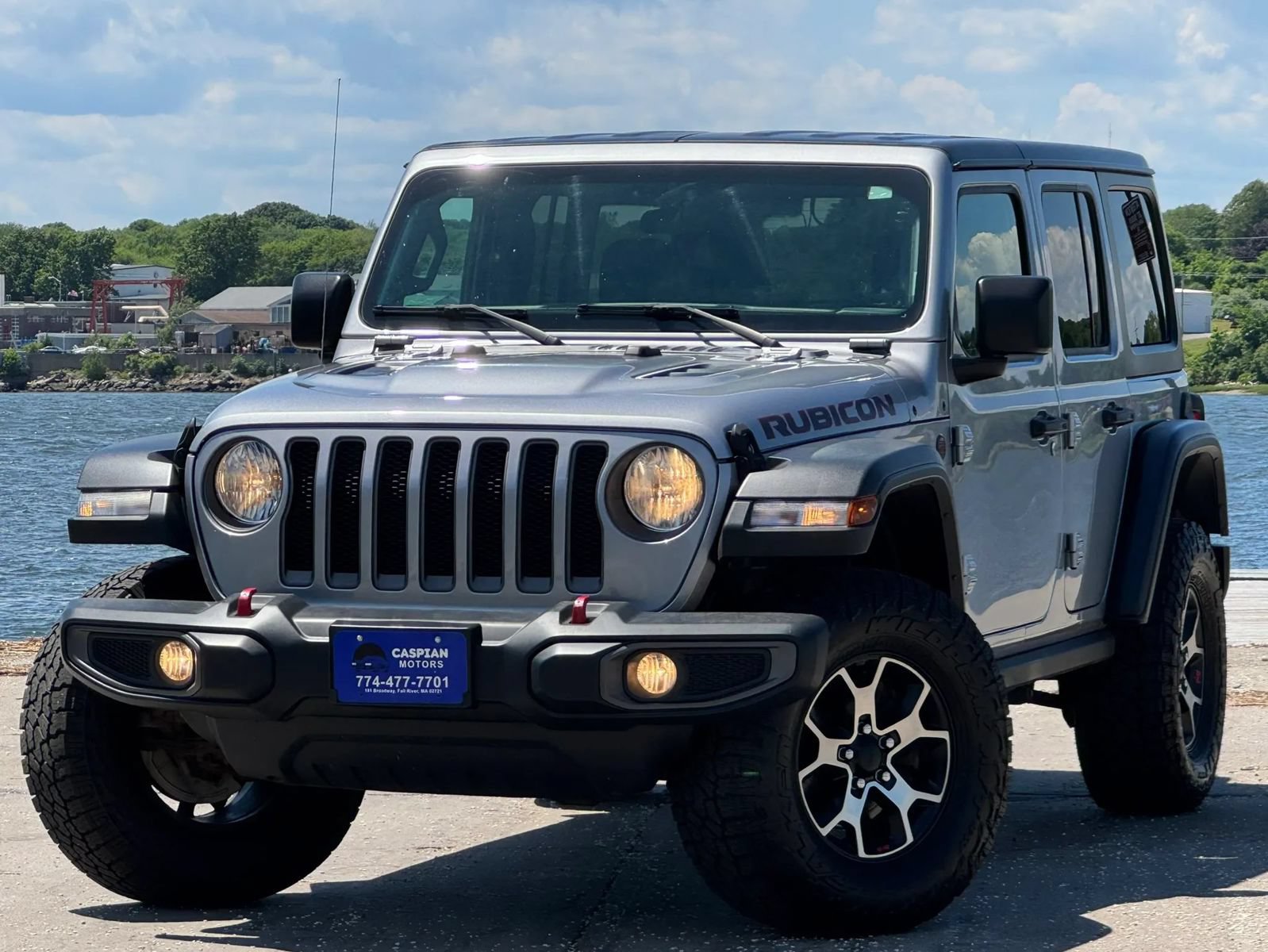 Used 2019 Jeep Wrangler Unlimited Rubicon w/ Cold Weather Group AWD/4WD image 1