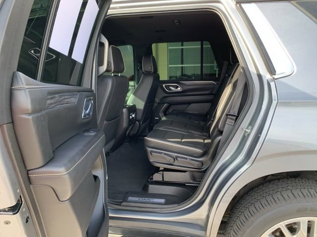 Used 2021 GMC Yukon SLT image 12