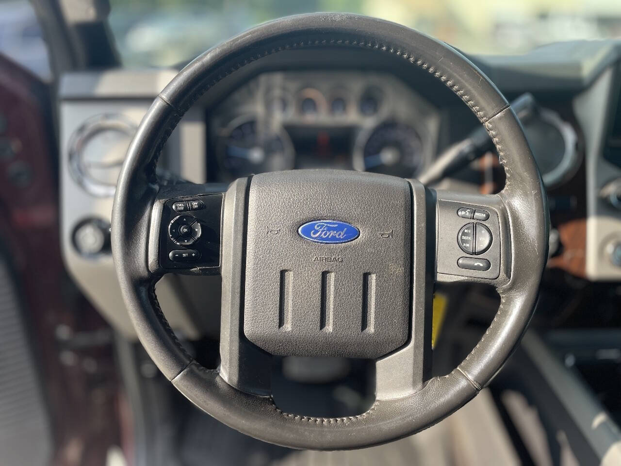 Used 2015 Ford F350 Lariat w/ Lariat Ultimate Package AWD/4WD image 12