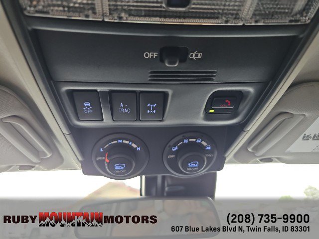Used 2022 Toyota 4Runner TRD Off-Road AWD/4WD image 24
