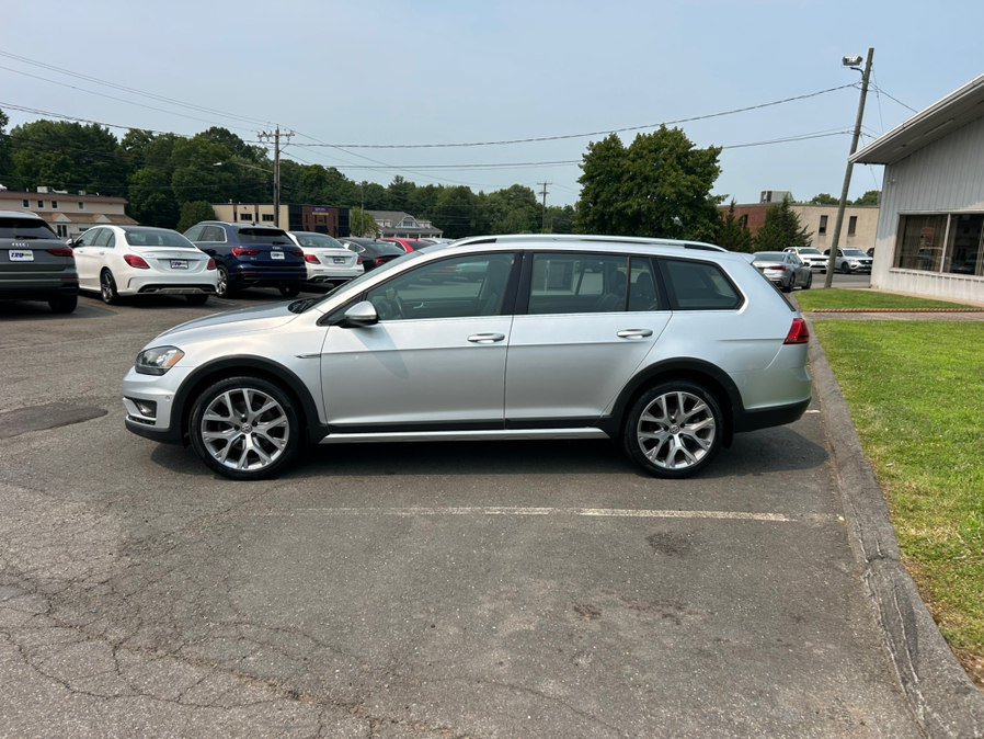 Used 2017 Volkswagen Golf Alltrack SEL AWD/4WD image 3
