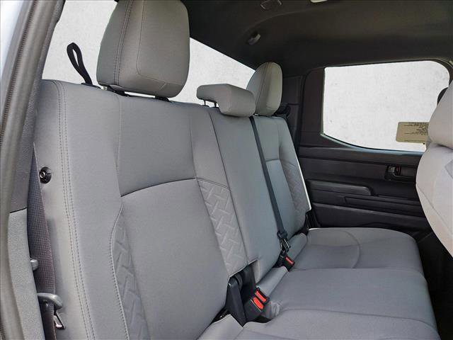 Used 2025 Toyota Tacoma SR5 AWD/4WD image 19