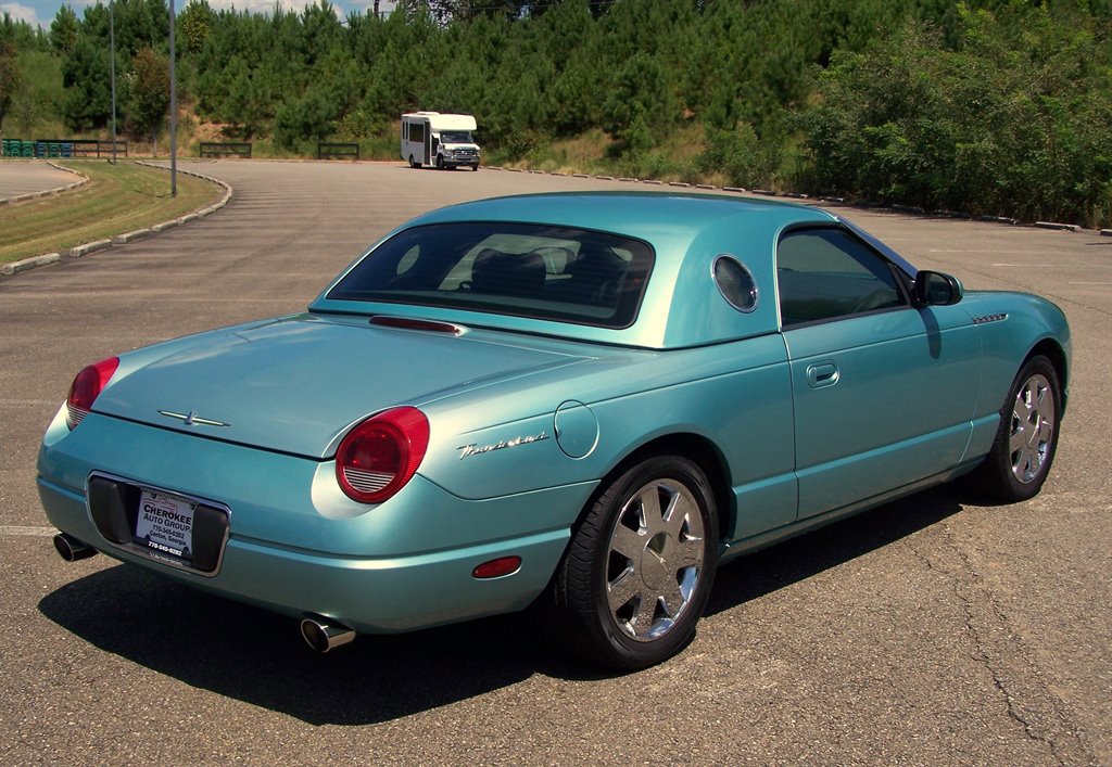Used 2002 Ford Thunderbird image 4