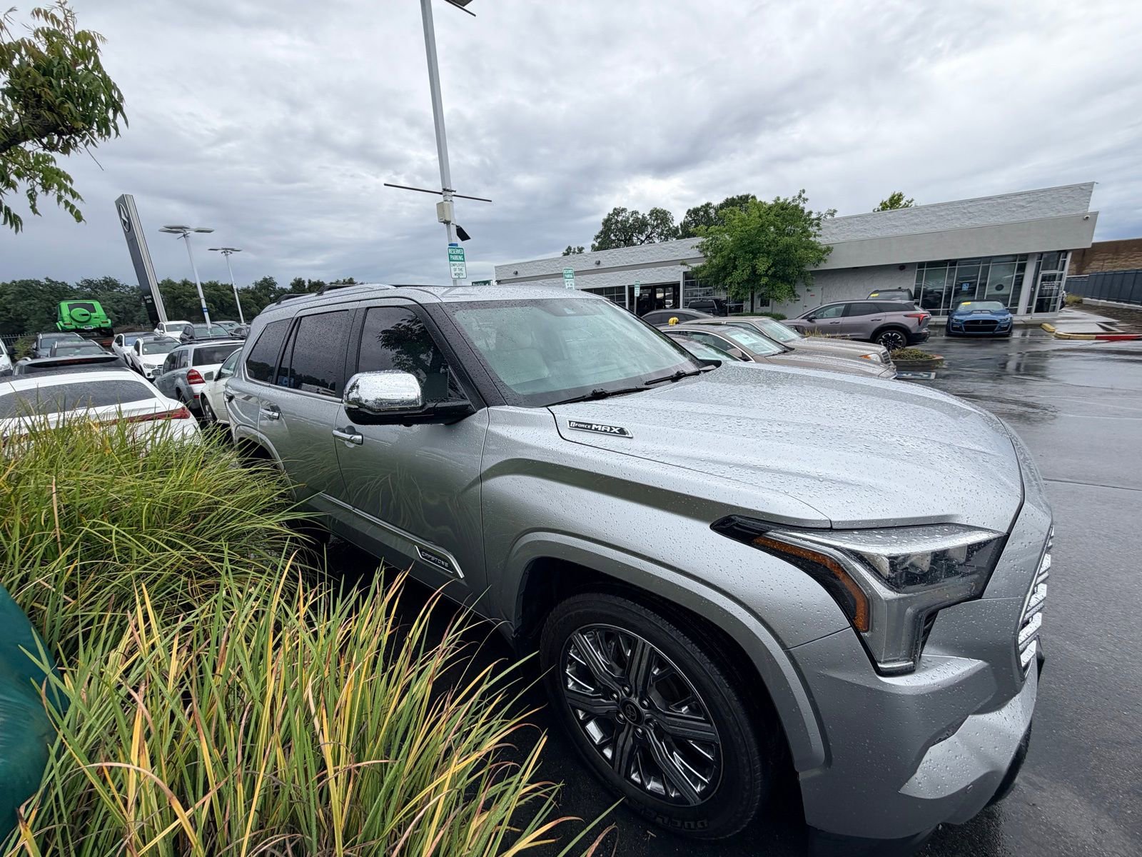 Used 2025 Toyota Sequoia Capstone AWD/4WD image 6