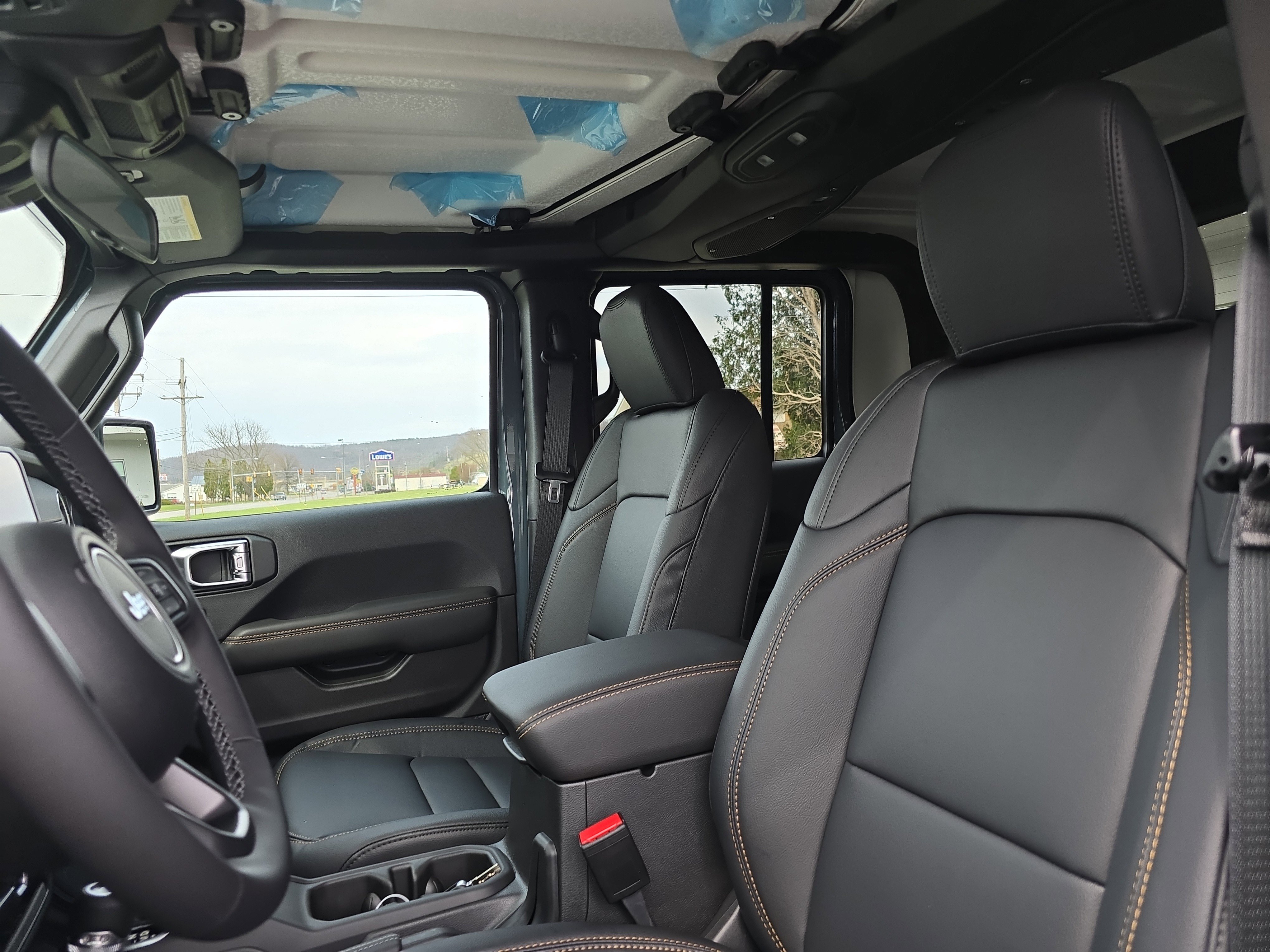 New 2025 Jeep Gladiator Sport w/ Premium Package image 12