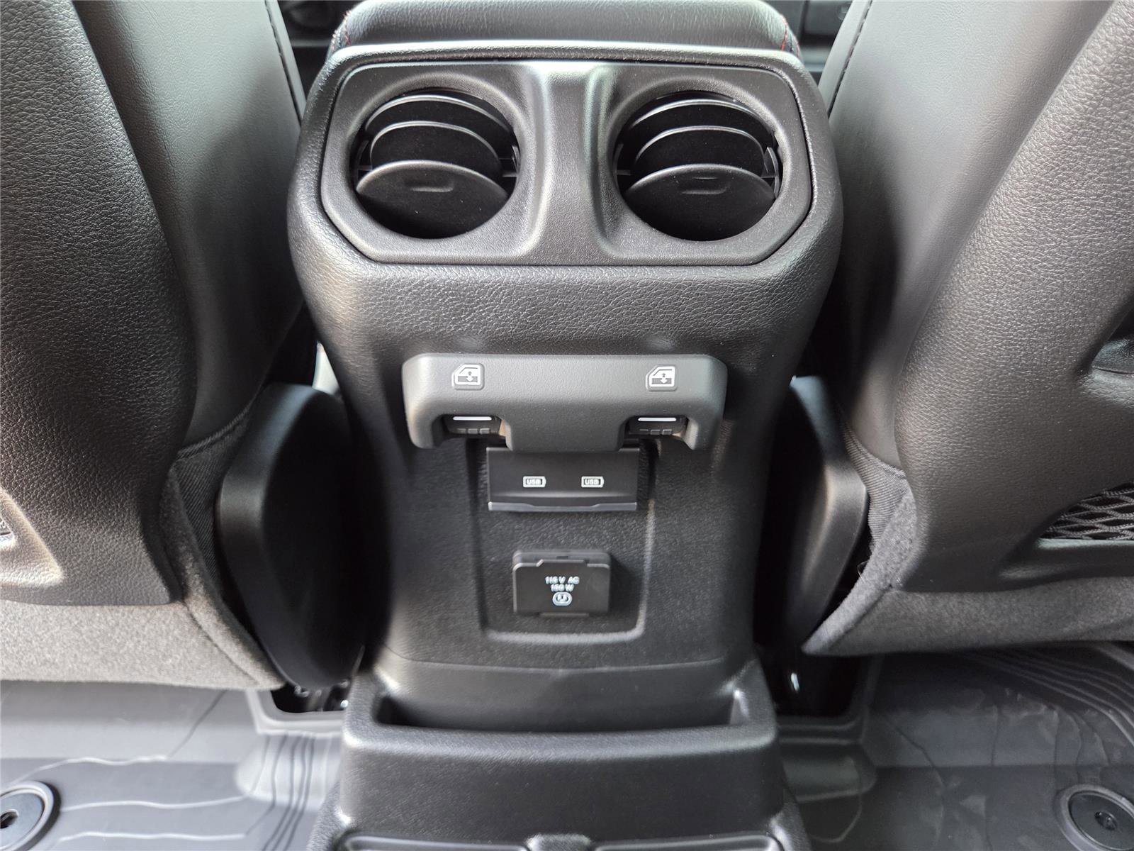 New 2026 Jeep Wrangler Unlimited Rubicon w/ Xtreme 35 Tire Package image 22