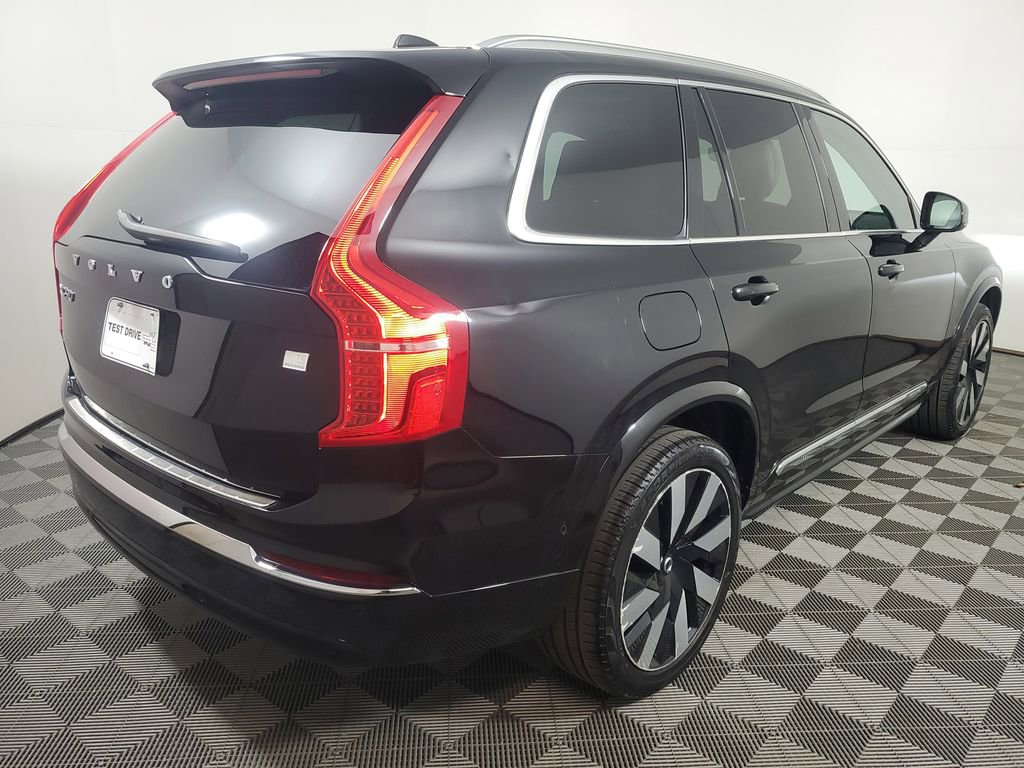 Certified 2024 Volvo XC90 T8 Plus w/ Protection Package image 9