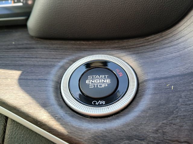 Used 2023 Jeep Grand Cherokee L Limited w/ Trailer Tow Group (B) image 29