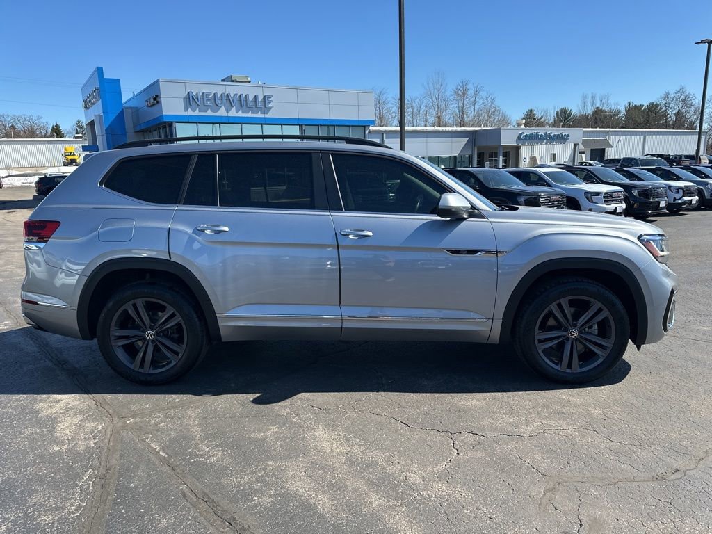 Used 2021 Volkswagen Atlas SE w/ Panoramic Sunroof Package image 3