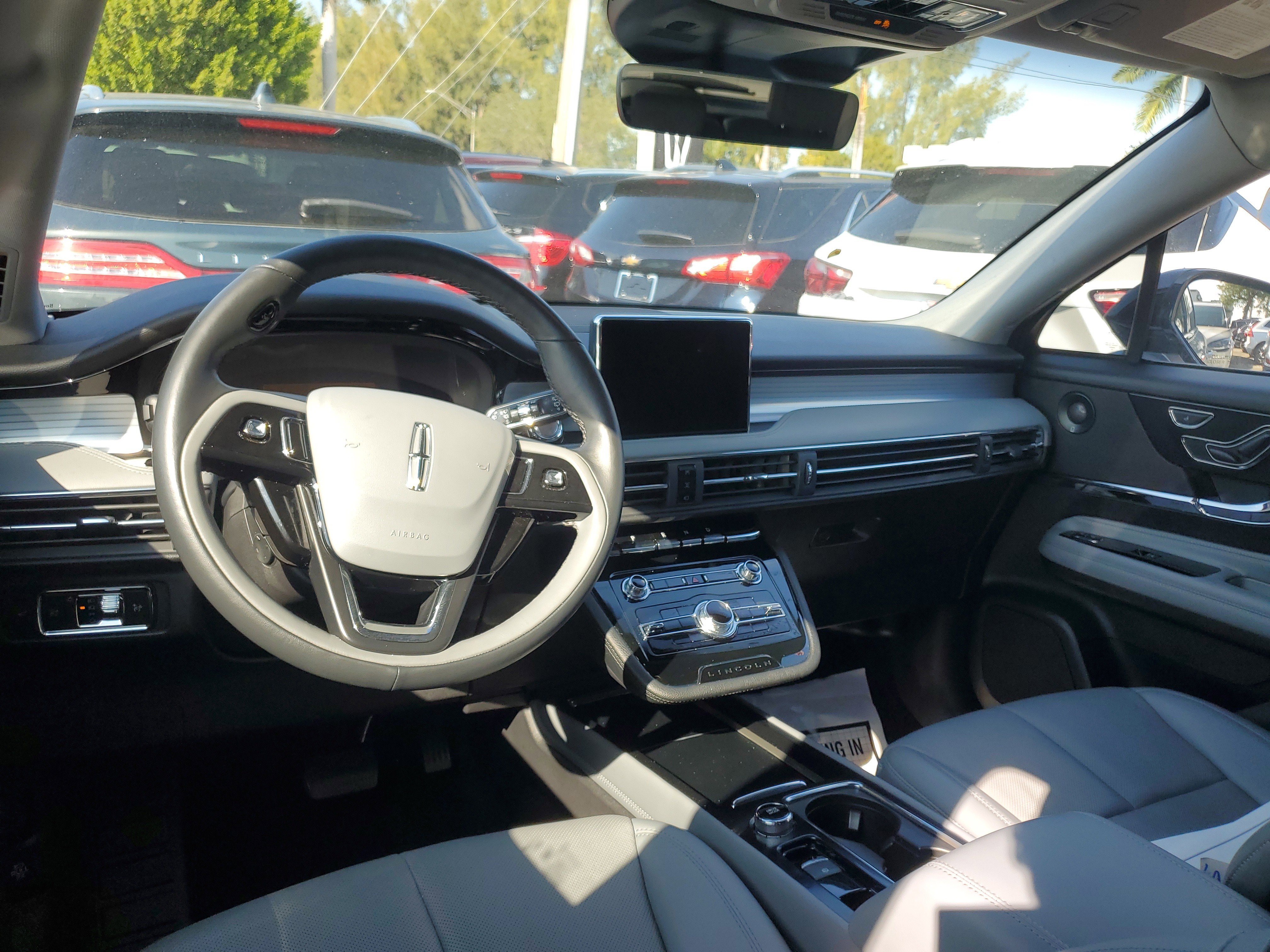 Certified 2022 Lincoln Corsair Reserve w/ Equipment Group 201A image 11