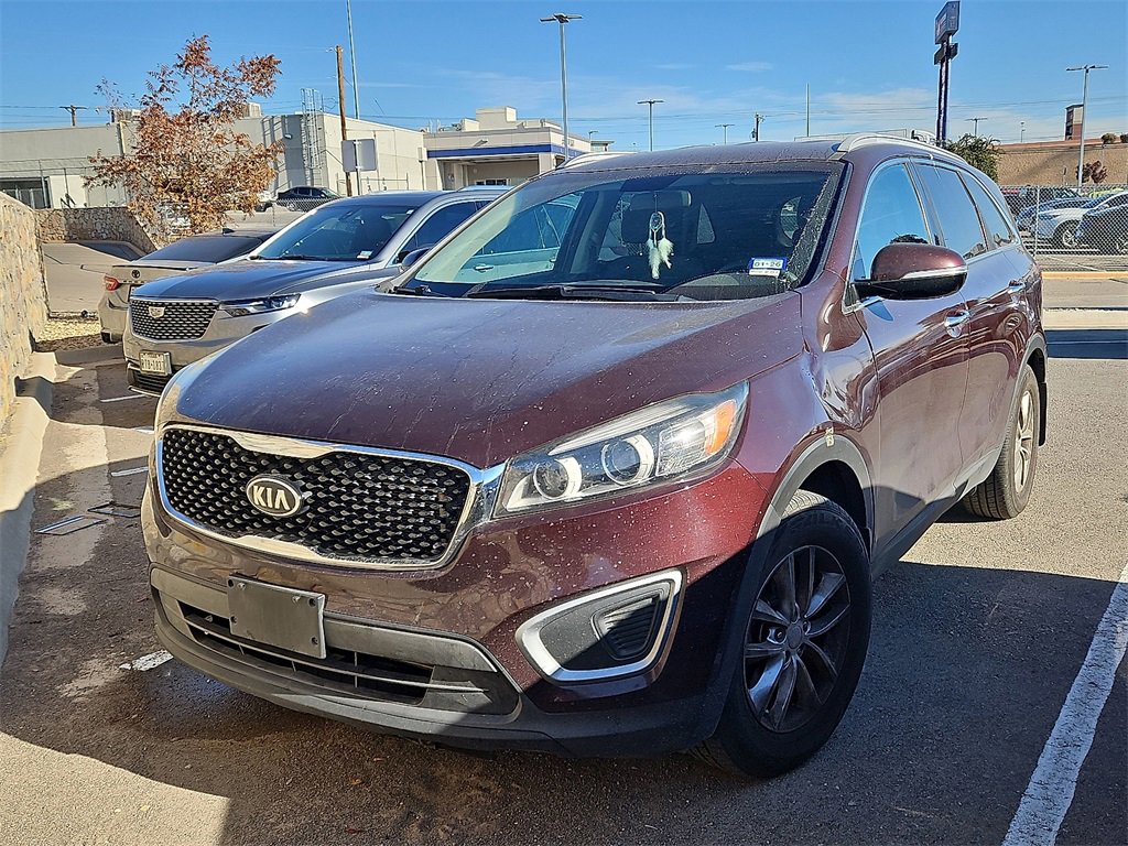 Used 2018 Kia Sorento LX image 1