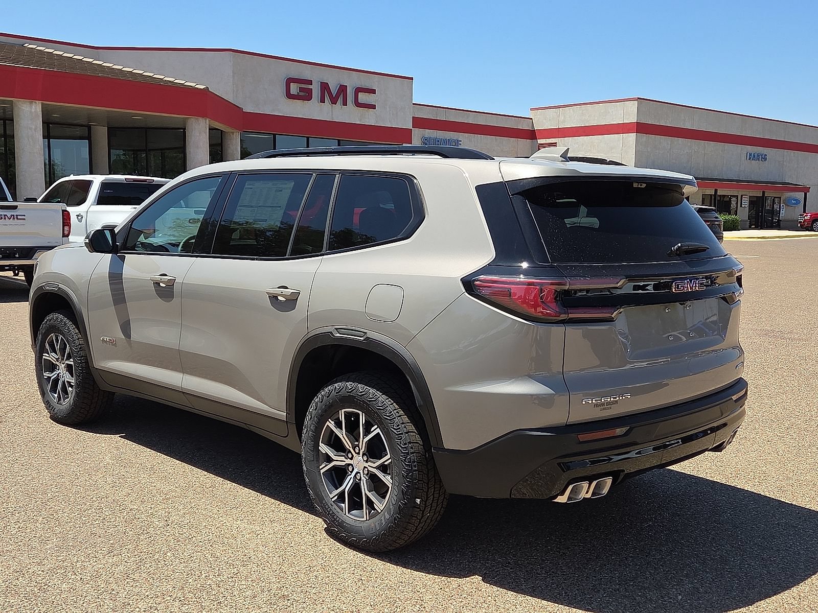 New 2026 GMC Acadia AT4 w/ Luxury Package AWD/4WD image 3