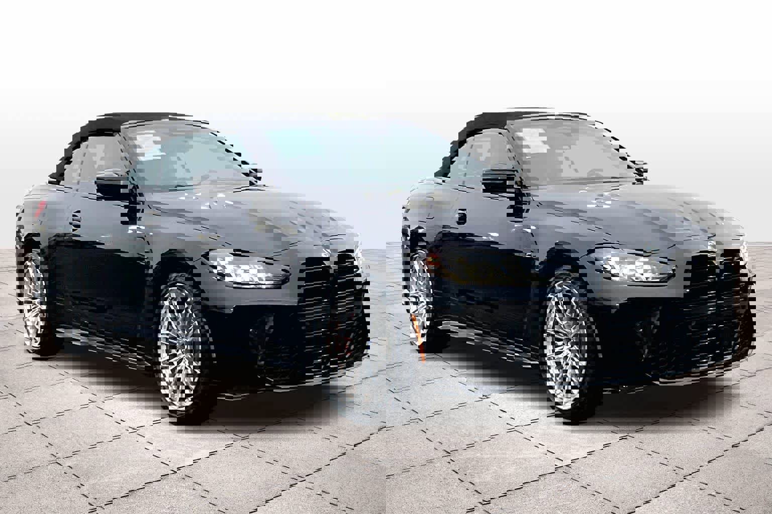 Used 2025 BMW M4 xDrive Competition image 2