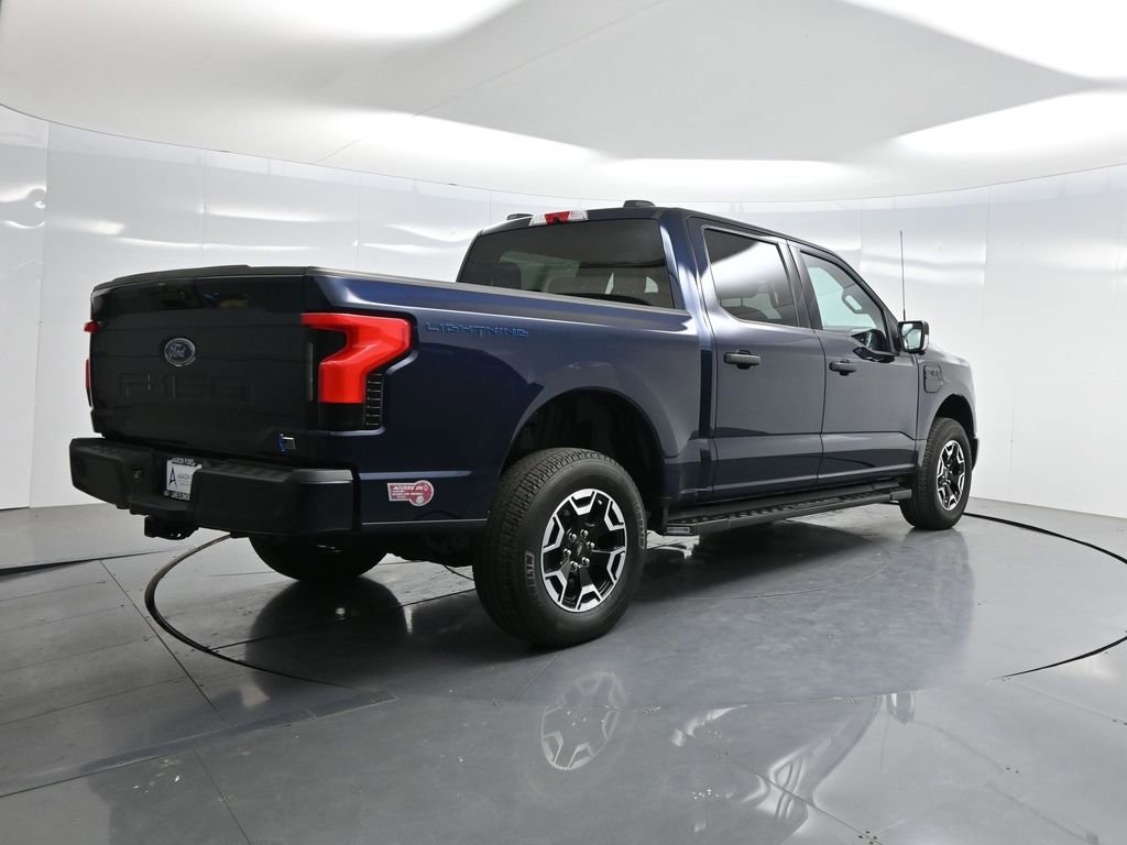 Used 2023 Ford F150 Lightning XLT AWD/4WD image 32