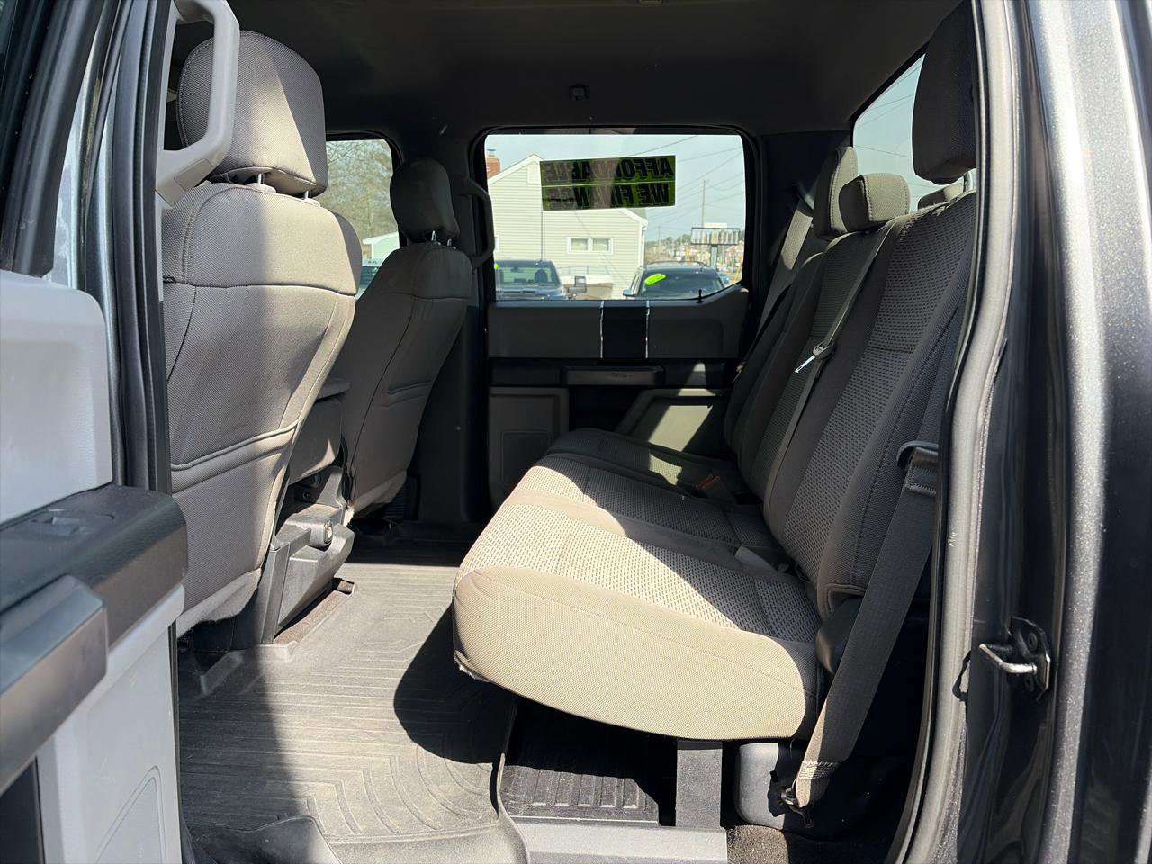 Used 2018 Ford F250 XLT w/ Snow Plow Prep Package image 9