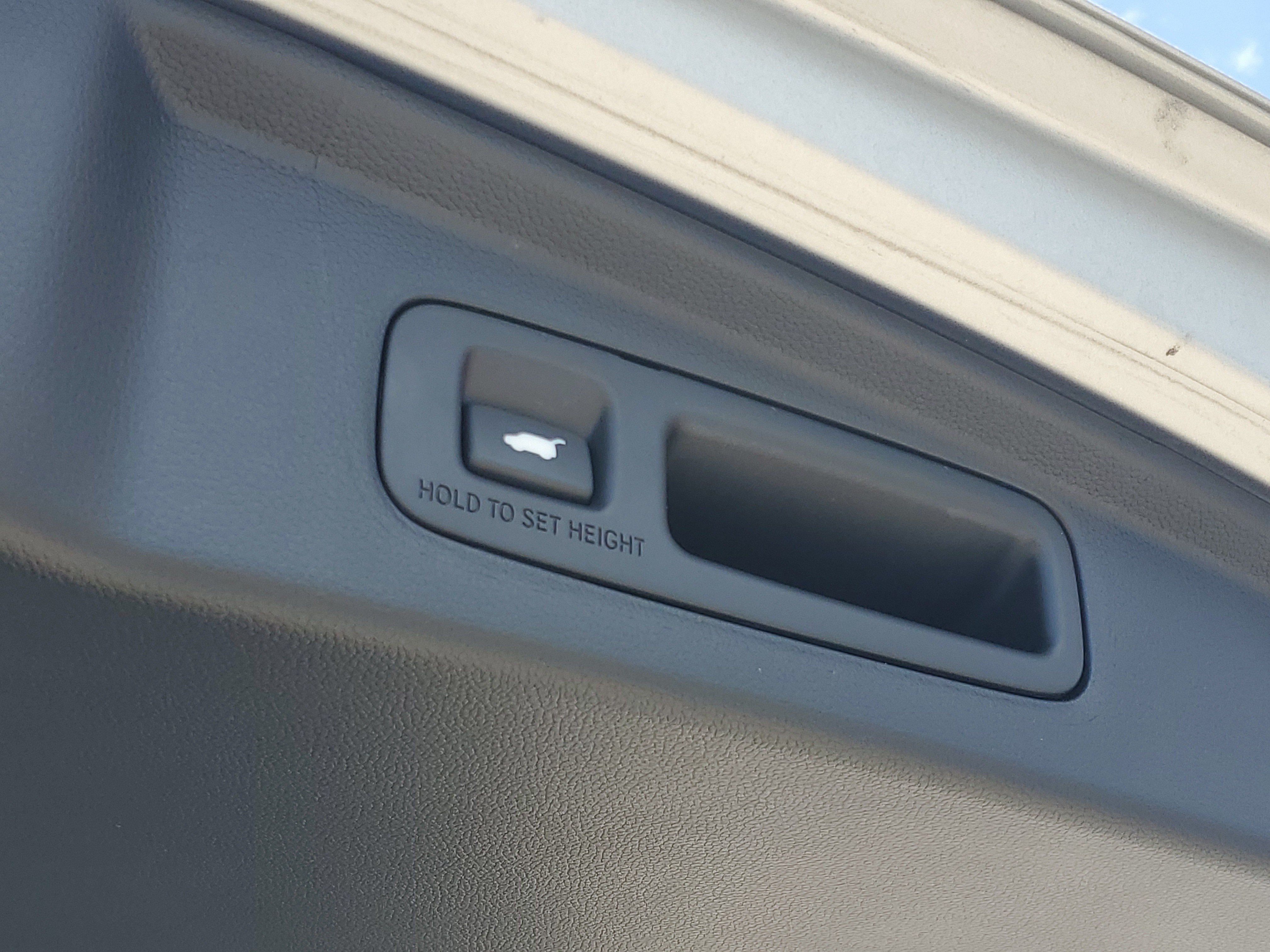 Used 2025 Honda CR-V Sport-L image 8