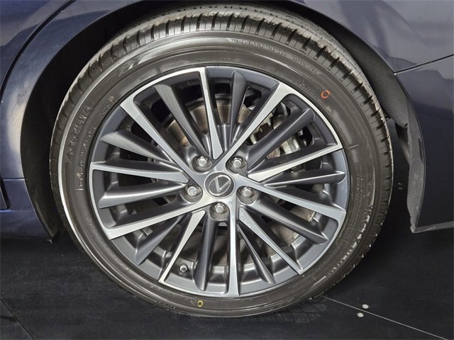 Used 2022 Lexus ES 350 w/ Premium Package image 11