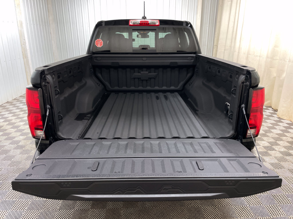 Certified 2024 Chevrolet Colorado Z71 w/ Z71 Convenience Package 2 AWD/4WD image 44