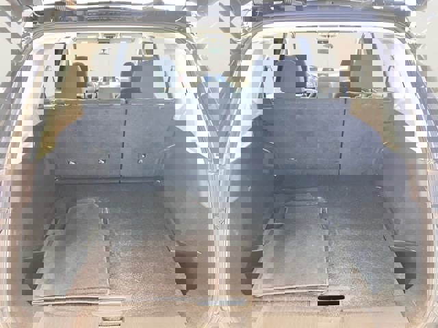 Used 2025 Nissan Rogue SV image 8