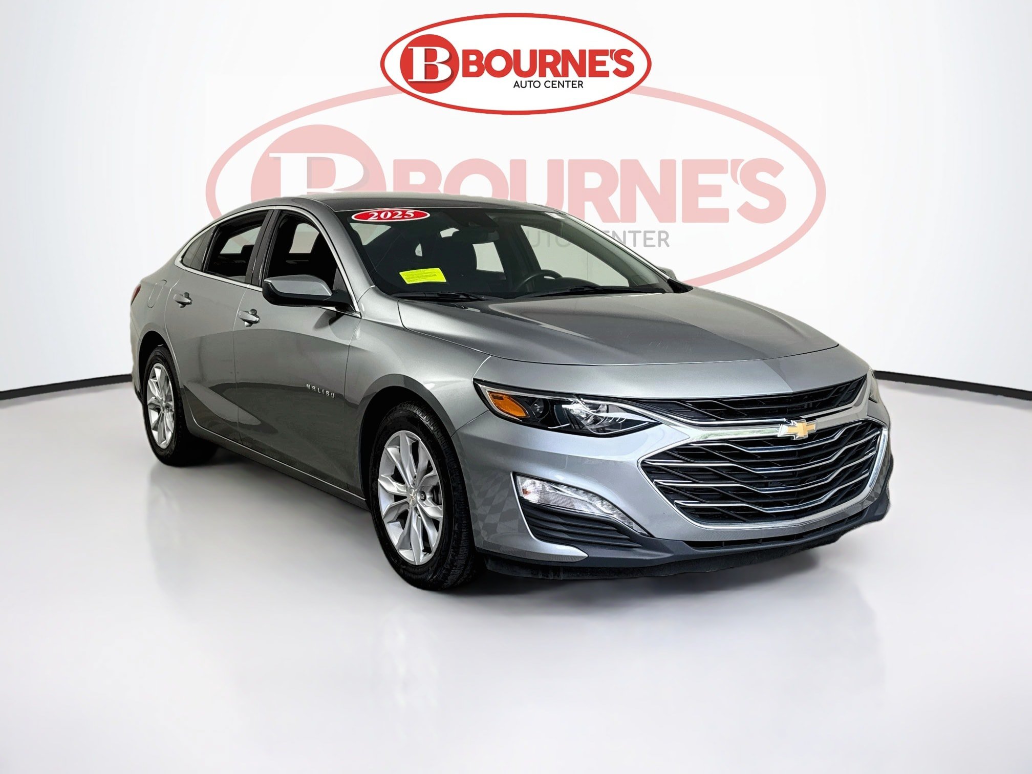 Used 2025 Chevrolet Malibu LT FWD image 1