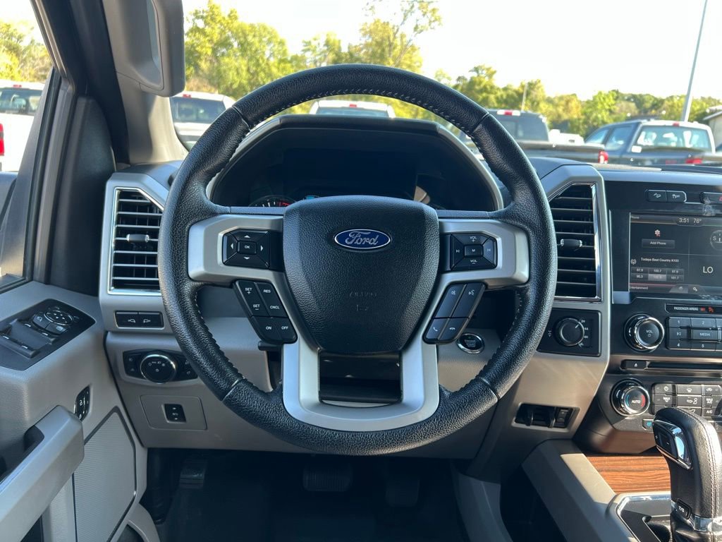 Used 2015 Ford F150 Lariat image 39