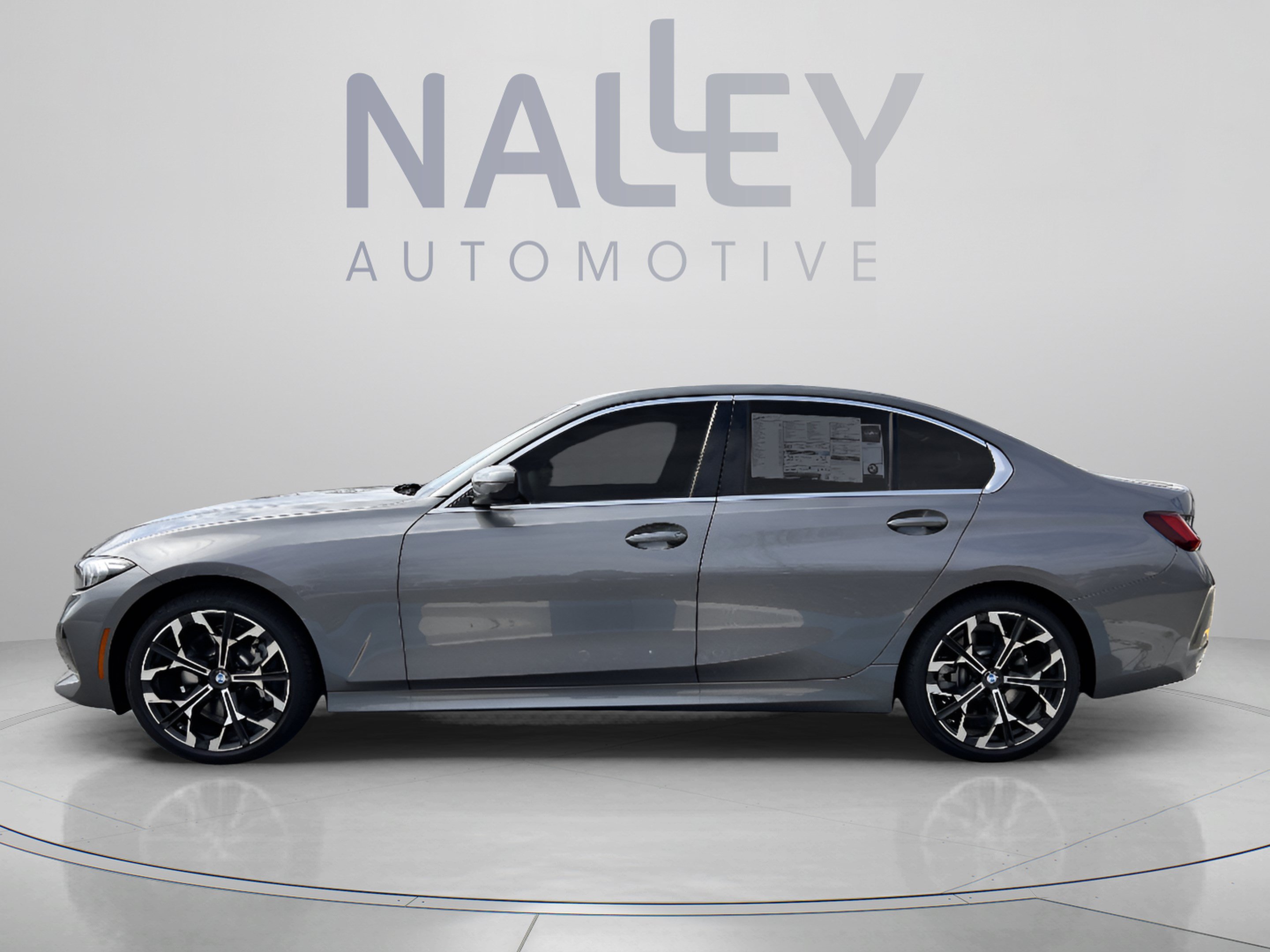 Used 2026 BMW 330i Sedan w/ Premium Package RWD image 3