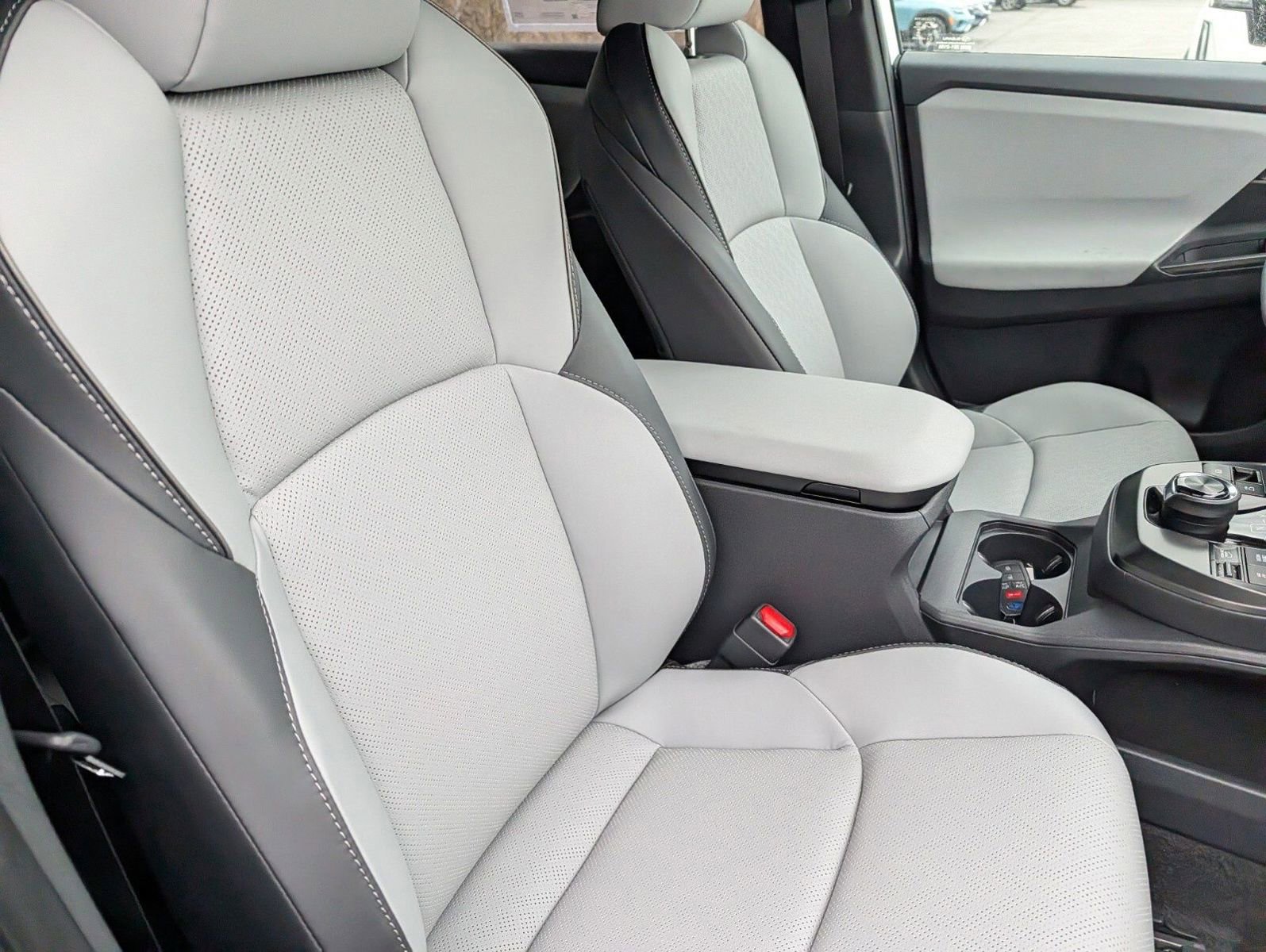 New 2026 Subaru Solterra image 28