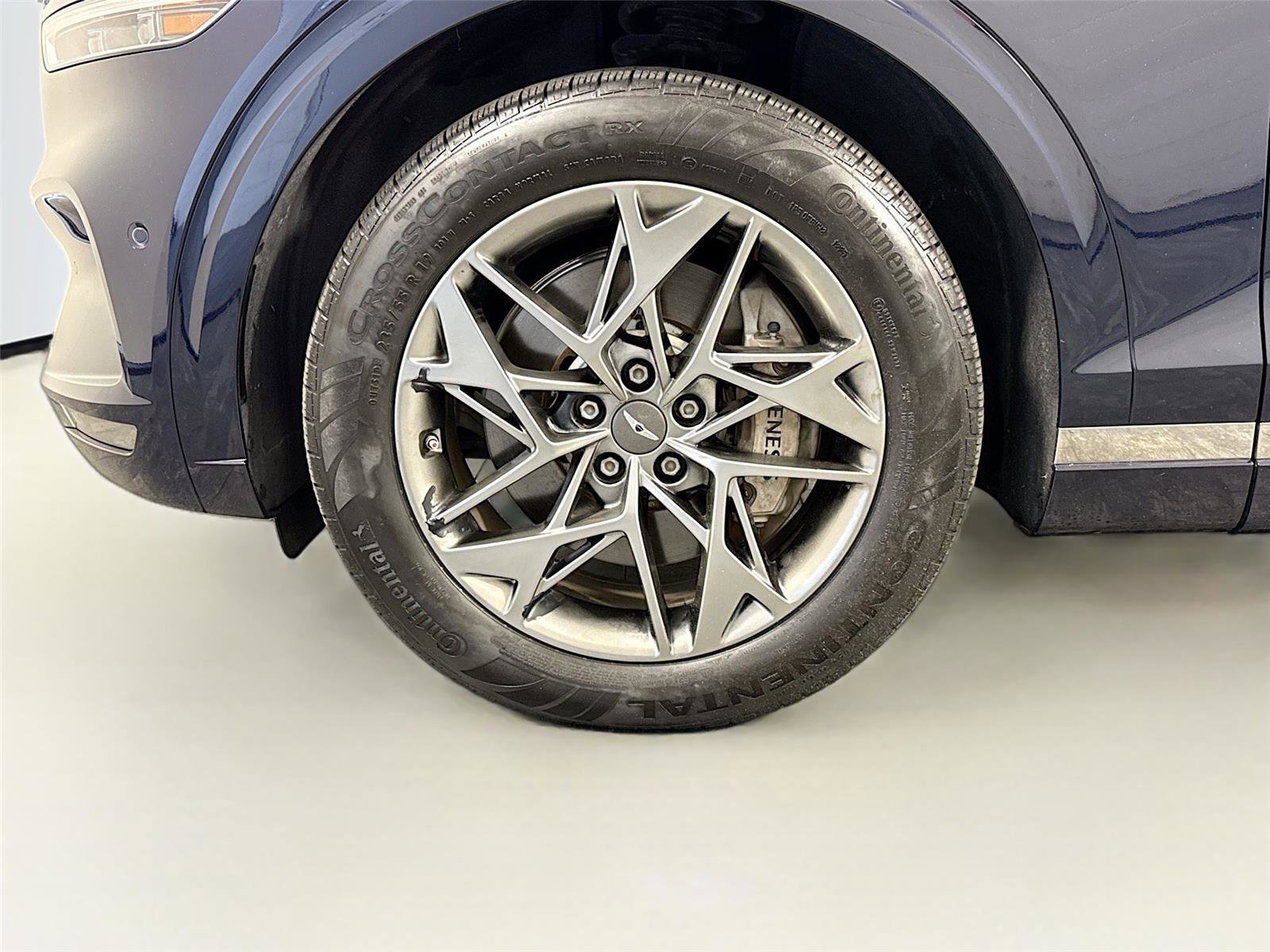 Used 2023 Genesis GV70 2.5T w/ Advanced Package AWD/4WD image 34