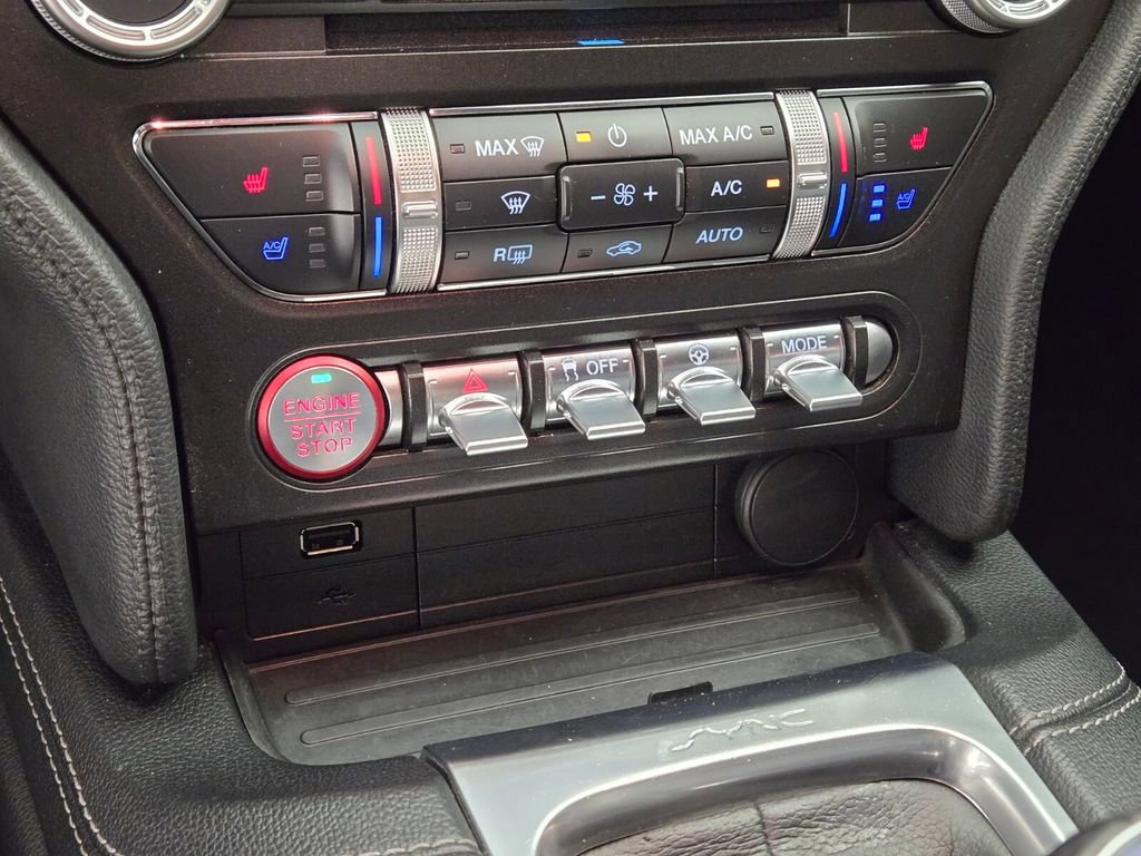 Used 2020 Ford Mustang GT Premium w/ GT Performance Package RWD image 32