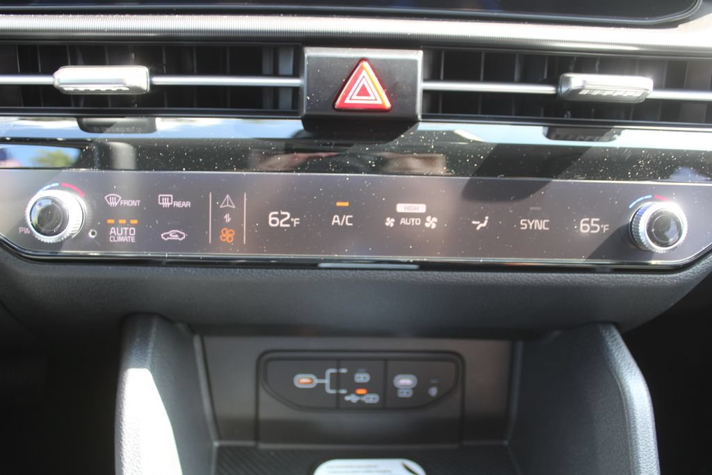 New 2027 Kia Sportage SX FWD image 43