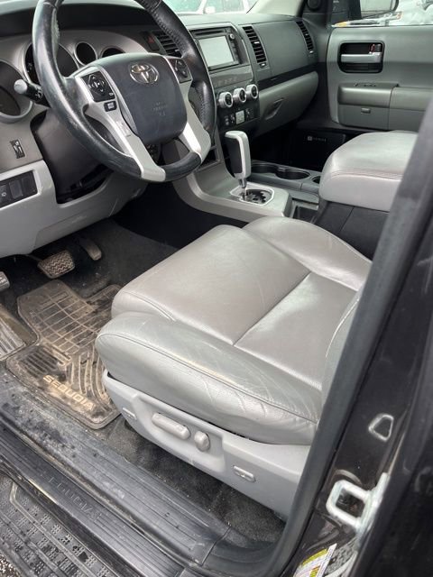 Used 2015 Toyota Sequoia Limited AWD/4WD image 10