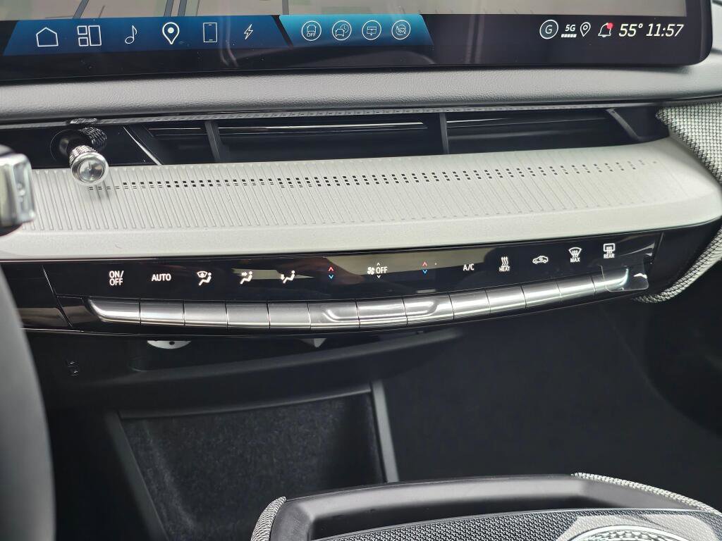 New 2026 Cadillac Optiq Luxury 2 AWD/4WD image 35