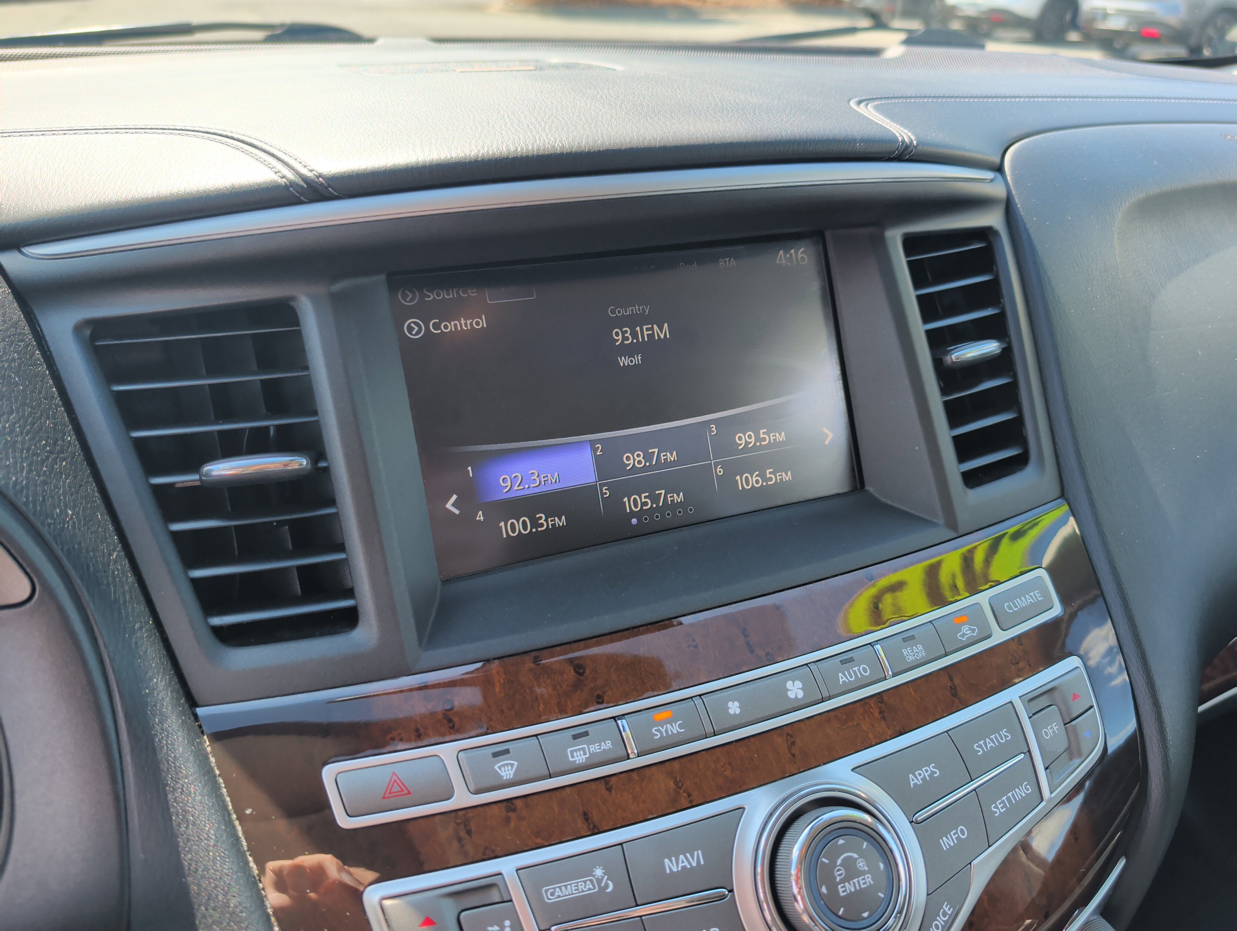 Used 2019 INFINITI QX60 Luxe w/ Sensory Package AWD/4WD image 25