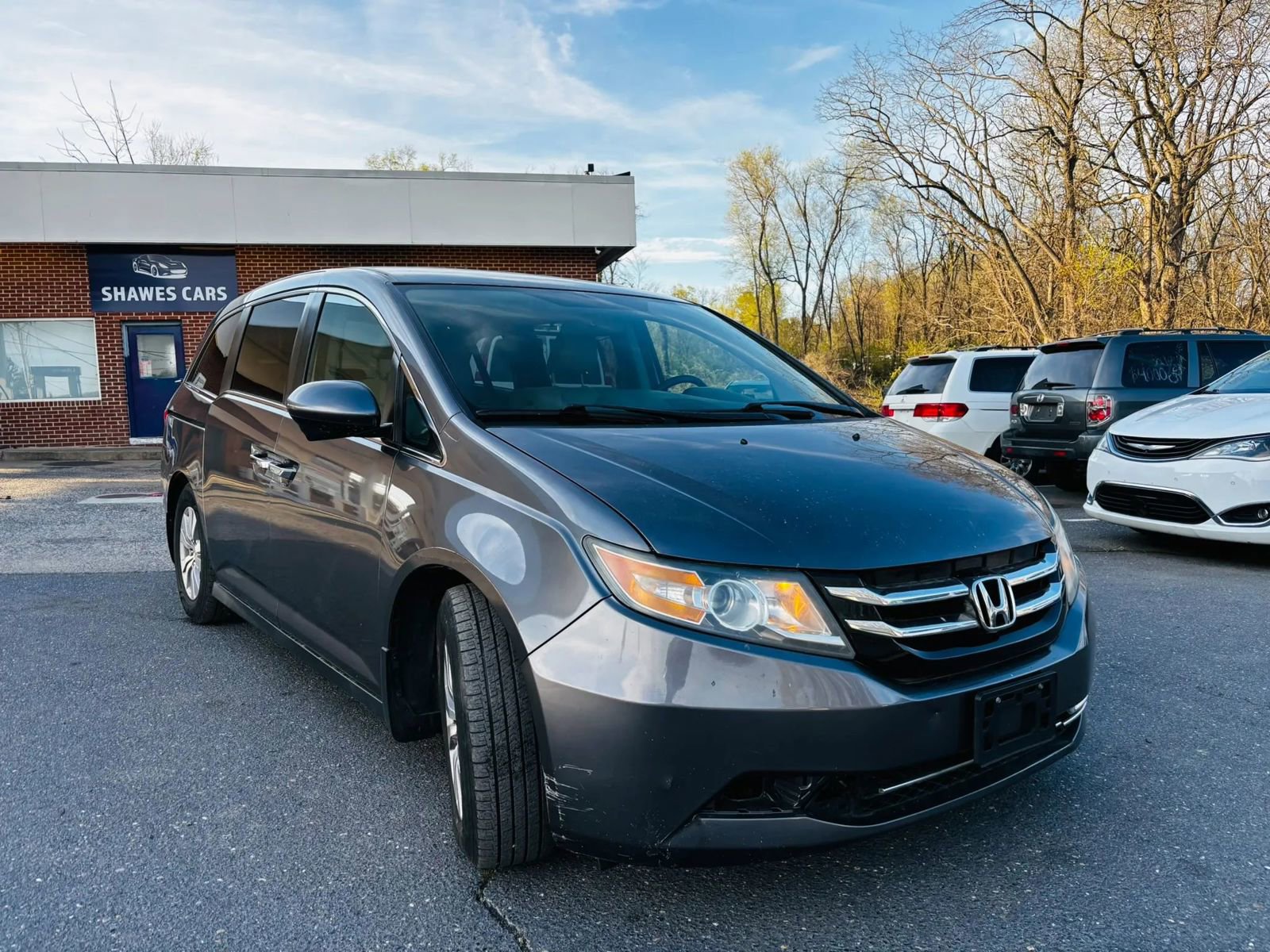 Used 2016 Honda Odyssey SE image 2