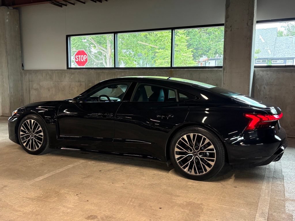Used 2025 Audi S e-tron GT Premium Plus AWD/4WD image 2
