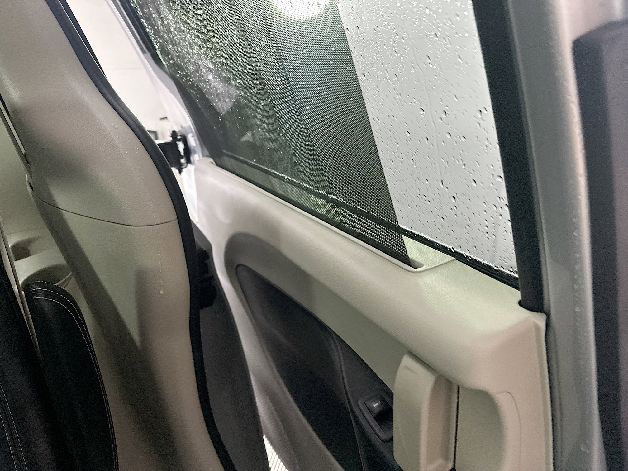 Used 2024 Chrysler Pacifica Touring-L image 25