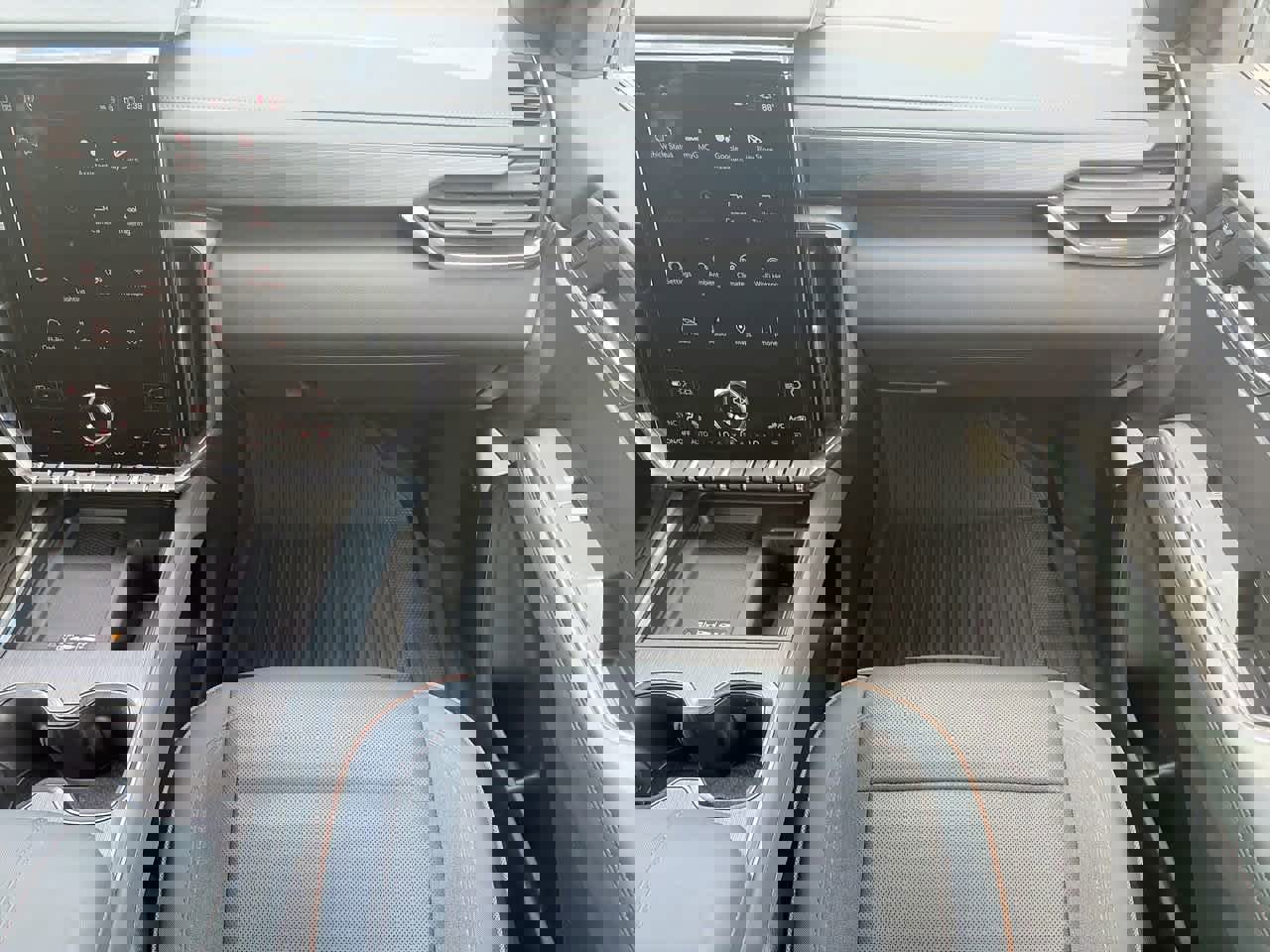 Used 2025 GMC Acadia AT4 w/ LPO, Floor Liner Package image 13