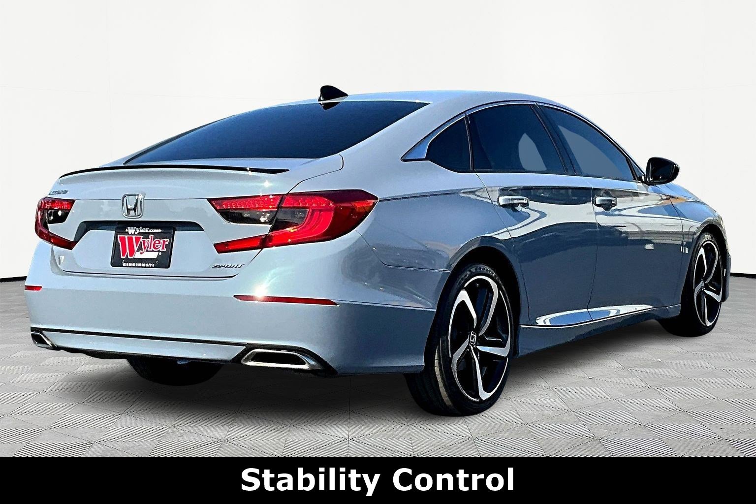 Used 2022 Honda Accord Sport image 7