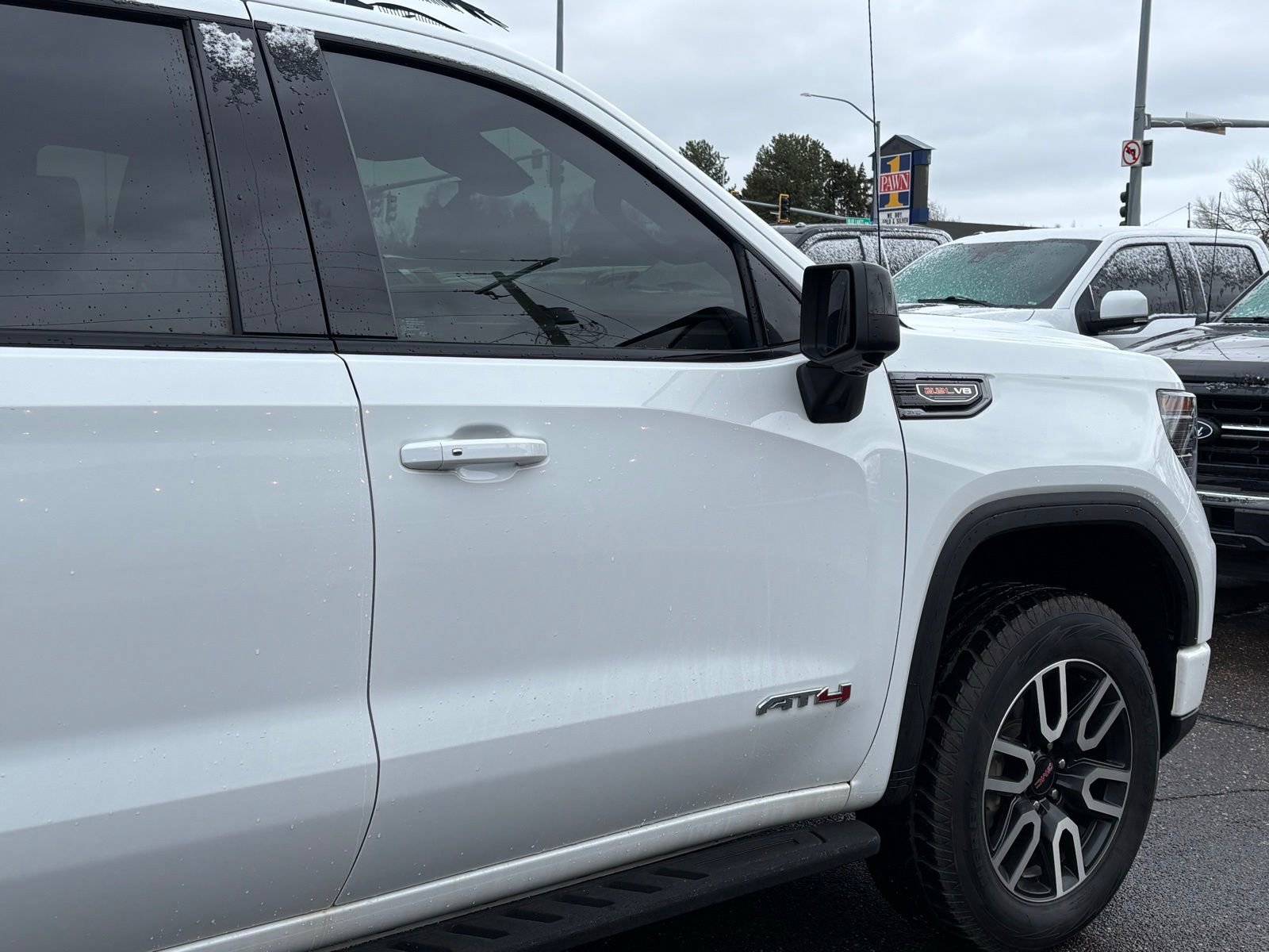 Used 2023 GMC Sierra 1500 AT4 w/ Technology Package image 4